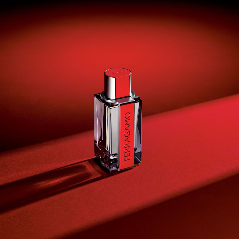 salvatore-ferragamo-red-leather-eau-de-parfum